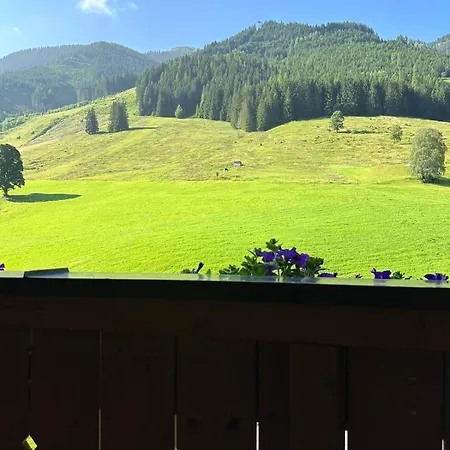 Sportpension Enzian Pensionat Saalbach-Hinterglemm