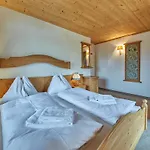 Konukevi Sportpension Enzian