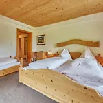 Sportpension Enzian Konukevi Saalbach-Hinterglemm