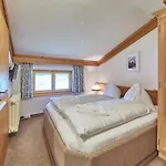 Sportpension Enzian Konukevi Saalbach-Hinterglemm