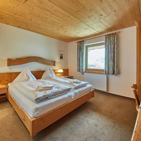 Guest house Sportpension Enzian Saalbach-Hinterglemm