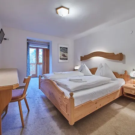 Sportpension Enzian Guest house