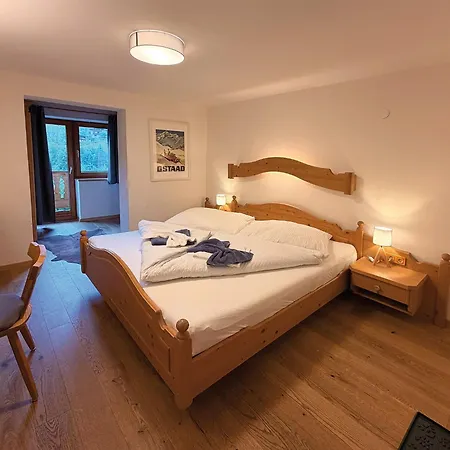Sportpension Enzian Guest house